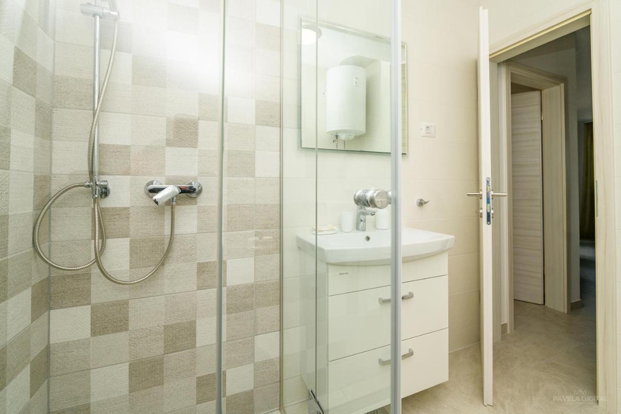 Apartments Horvat Veli Losinj Exterior photo